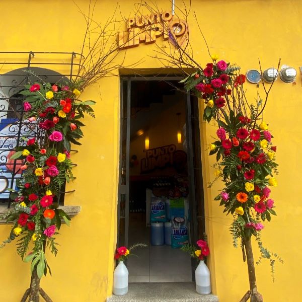 Punto Limpio Antigua Flower Festival