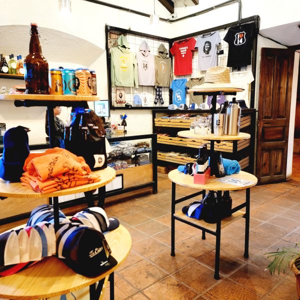 El Deposito Shop liquor and souvenirs
