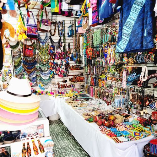 Pue Si Tu beaded handicrafts