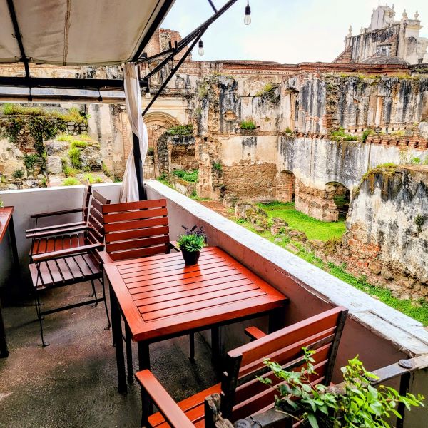 Tartines Antigua Ruins View