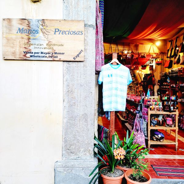 manos preciosas handicrafts
