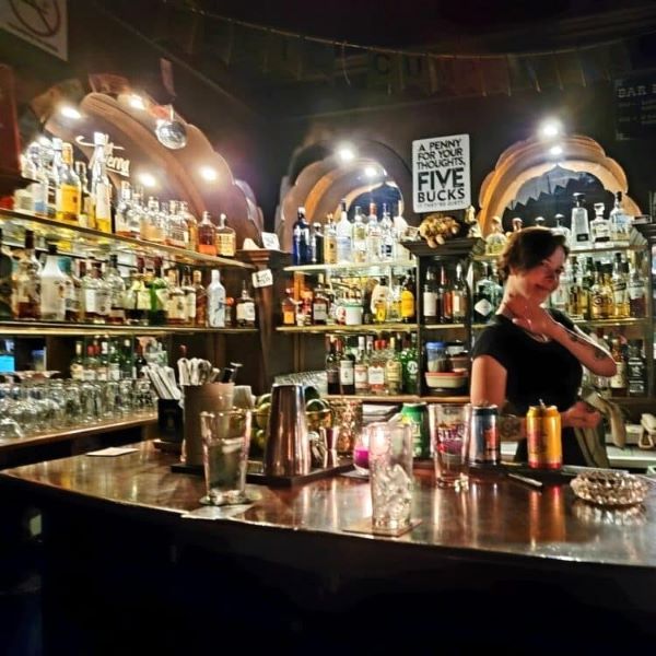 La Taverna bartender