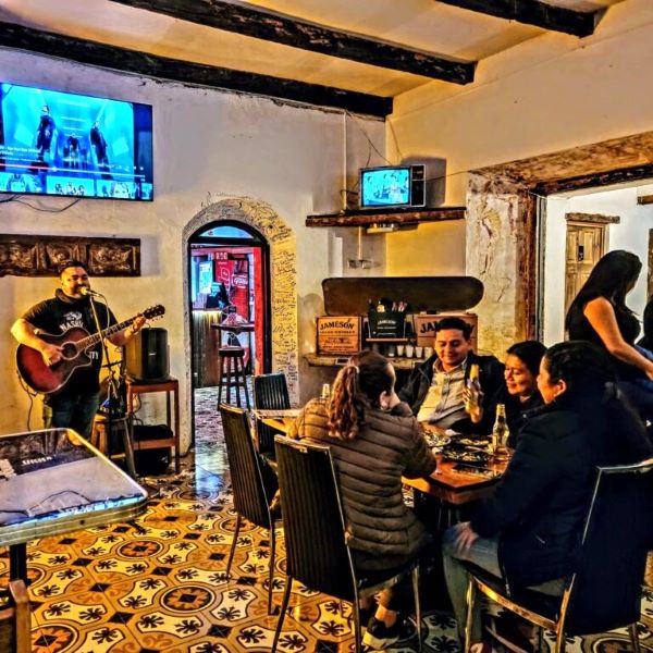 nikikot-restaurant-live-music-antigua