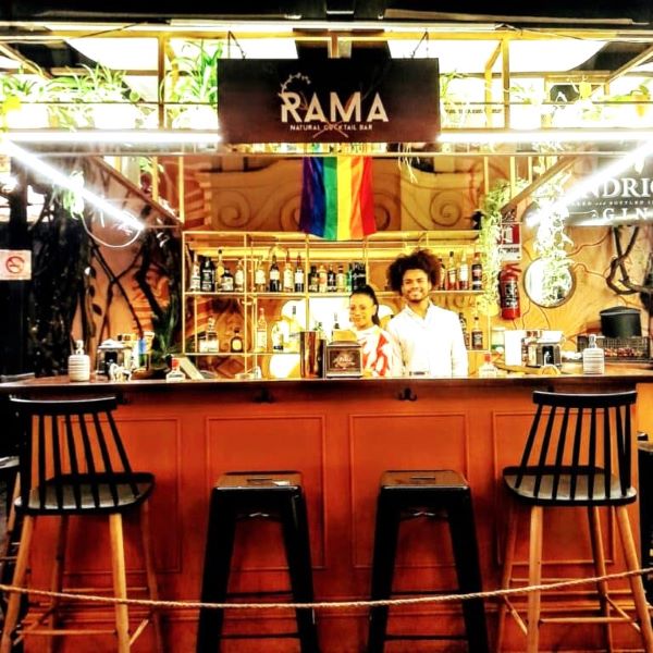 Rama bar front view