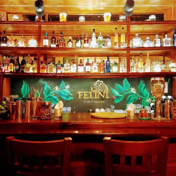 Felini bar ad tapas cozy tiny bar