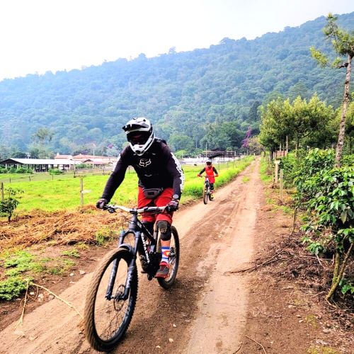 Carmona Trails Mountain Bikers