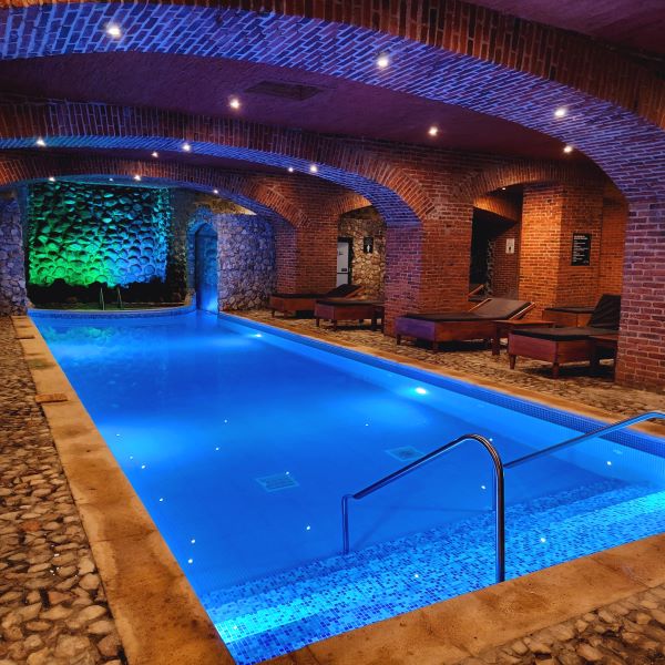 Le Suisse Spa Pool View