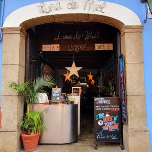 Luna de Miel Crepe Restaurant and Cafe